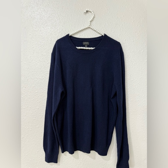 J. Crew Midweight cashmere crewneck sweater Size L Navy Blue - Picture 2 of 8